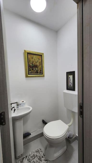 City Center Apt Wfree P Skopje Ngoại thất bức ảnh
